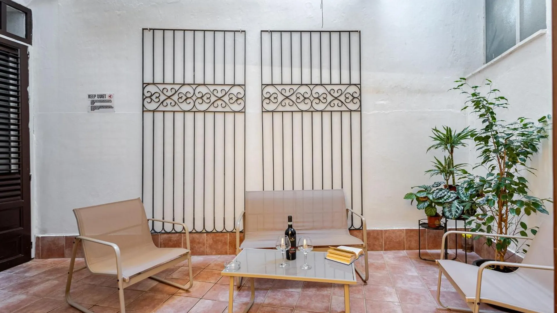 Liberty Boutique Apartment Палермо Италия